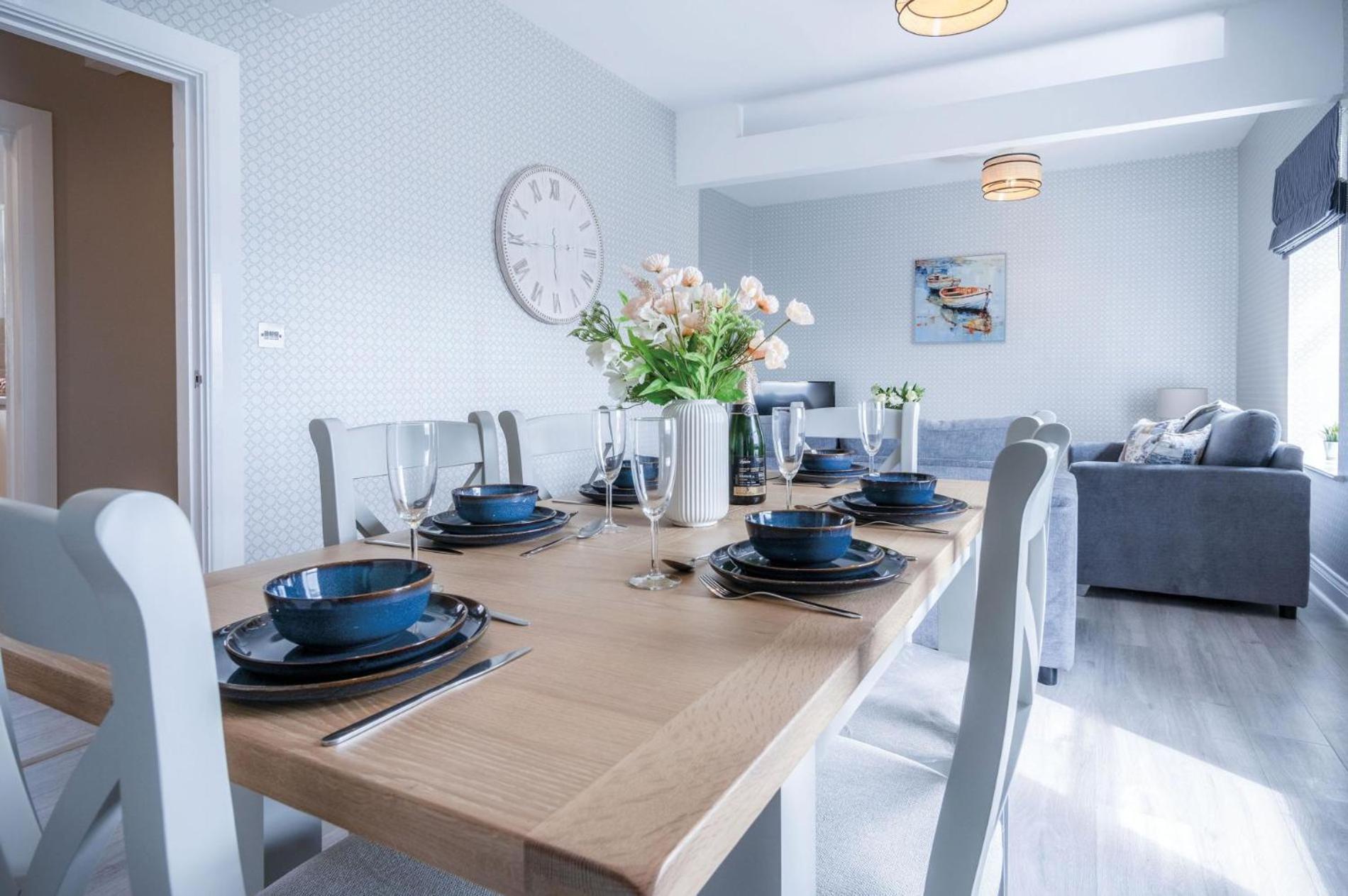 Beach Haven Hideout - 2 Bedroom - Milford Haven Bagian luar foto