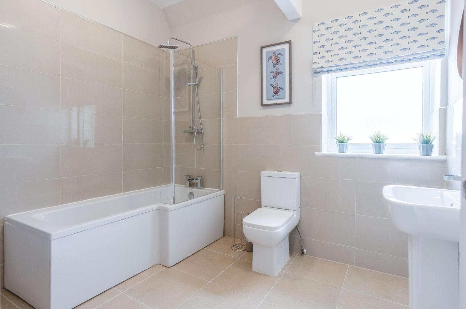 Beach Haven Hideout - 2 Bedroom - Milford Haven Bagian luar foto